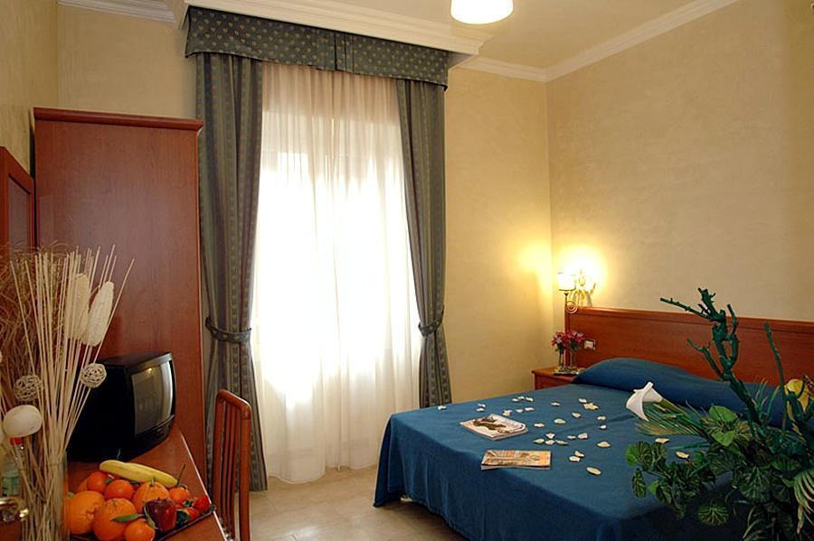 Allegria Fitzroy Cesar Hotel Roma Ngoại thất bức ảnh